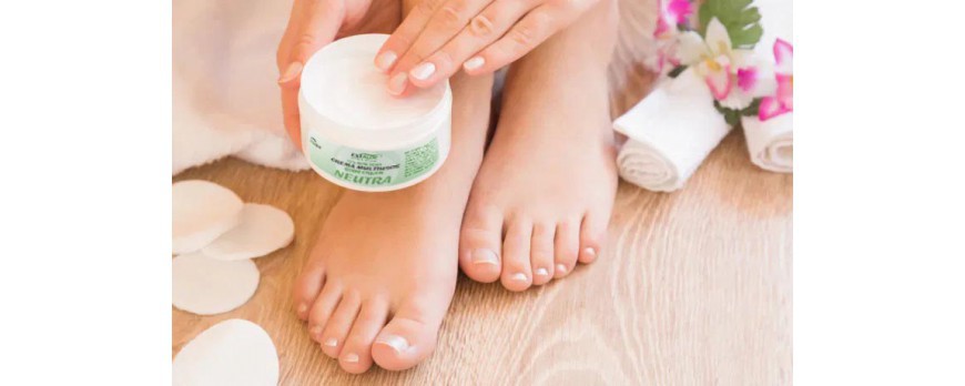 TIPS FOR THE CARE OF YOUR FEET